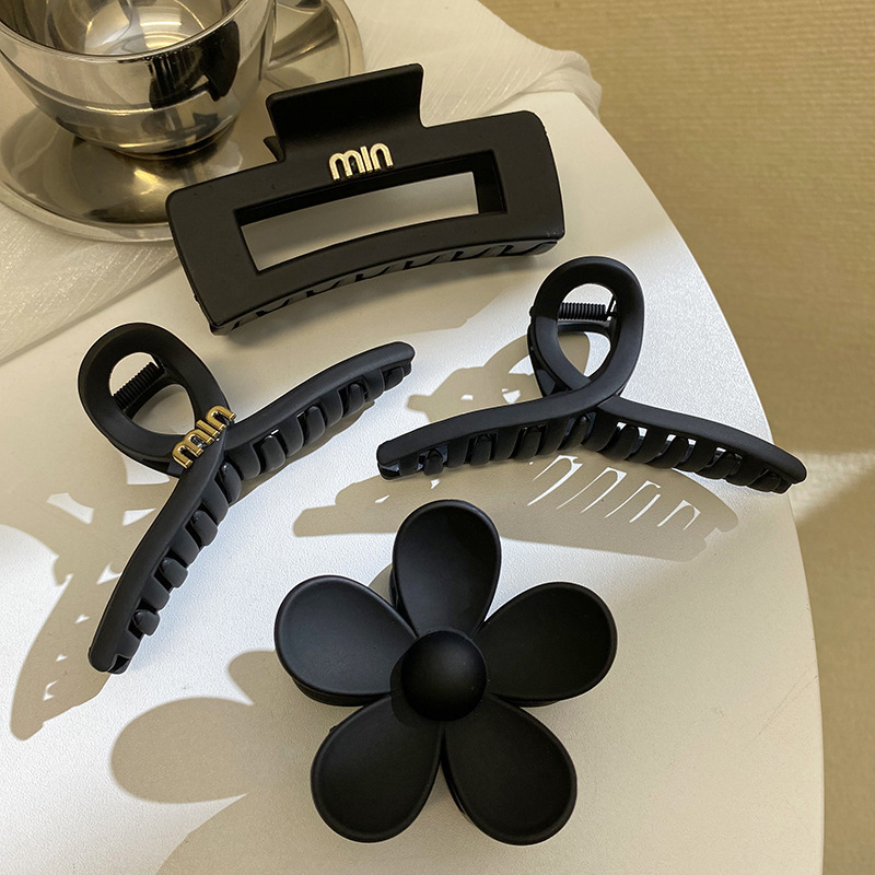 黒系大きいサイズ髪つかみminつや消しサメクリップ髪量多高级感后头部ヘアークリップ髪饰り|undefined