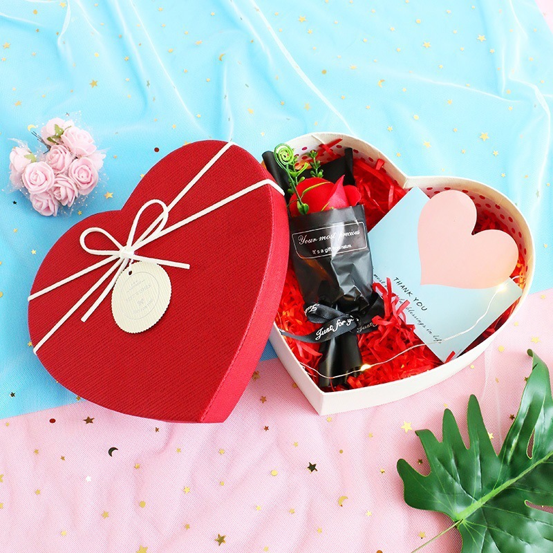 Caja vacía 52 caja de regalo caja de cumpleaños caja de regalo en forma de corazón caja de regalo de lápiz labial para novia 0 pequeño amor