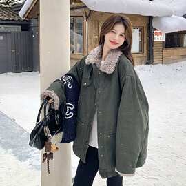 墨绿色羊羔毛外套女冬季2026新款复古时尚皮毛一体加厚保暖派克服
