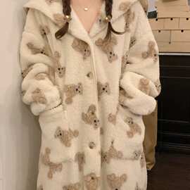 加绒加厚米白底棕熊图案连帽长款浴袍睡袍女秋冬可爱家居服批发