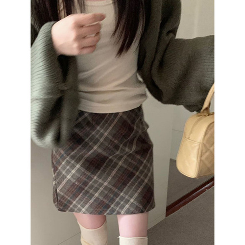 Plus Size Women's College Style Short Skirt Autumn/Winter New High-Waist Slimming Striped A-Line Skirt