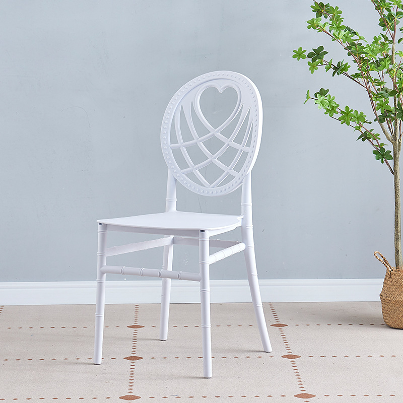 Fabricantes de sillas de bambú, césped al aire libre para bodas, sillas de comedor, sillas de plástico casuales, sillas blancas PP