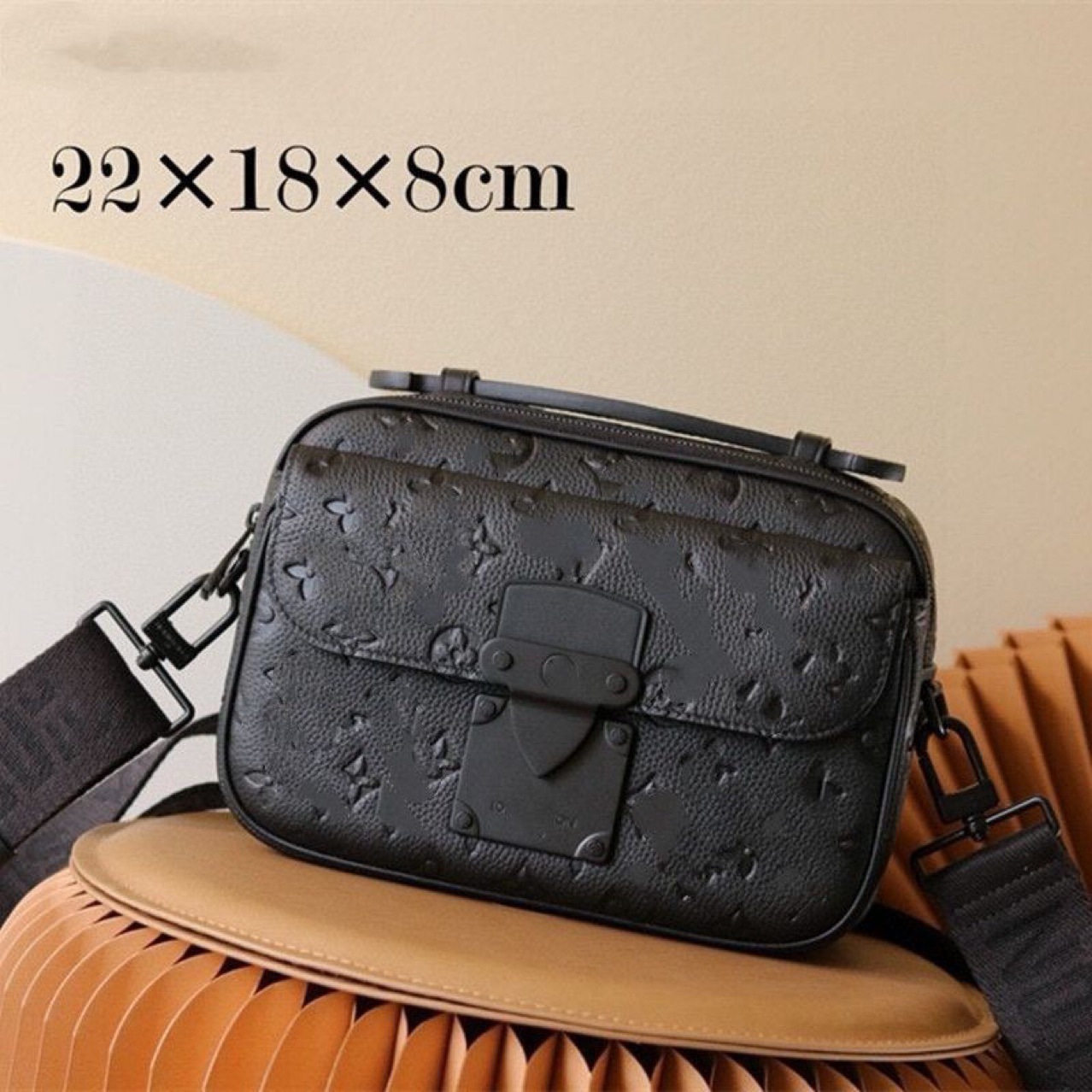 Kişi dəri çantası - retro üslub, çiyin və krossbody modeli