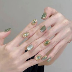 グリーンブッチラーティグレープグリーンダイヤモンドフレンチハンドメイドウェアラブルネイルハンドメイド卸売ネイルアートピースハイエンド気質