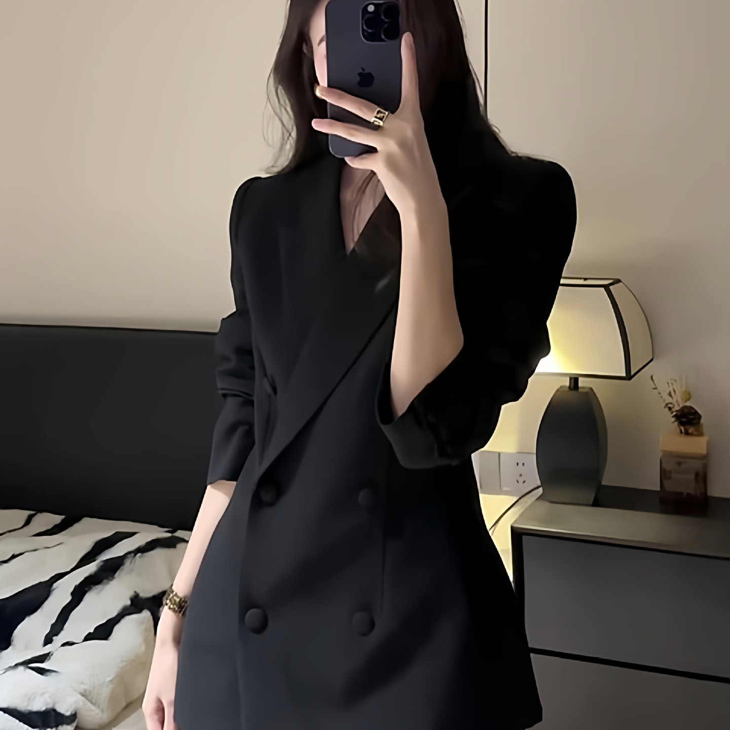 2025 Super Hot Autumn New Style Super Nice Elegant Ladylike Double-Breasted Black Suit Jacket for Women