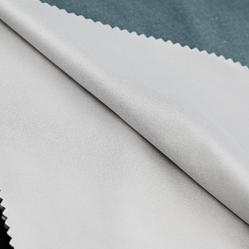 メーカーは針二170グラムのメガネ布を供給しています。