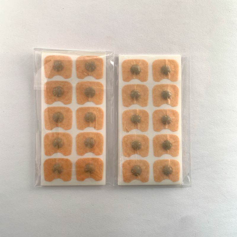 跨境新品磁吸鼻呼吸扩张器止鼾器批发防打鼾intake磁吸通气鼻贴神|undefined