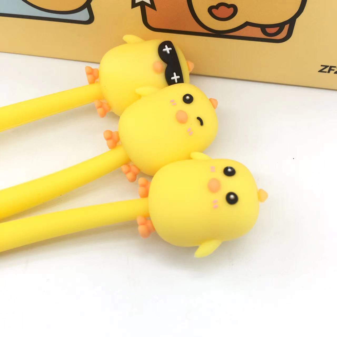Corea papelería silicona Linda pluma de gel de pollo música de dibujos animados pequeño pollo columpio pluma pequeño pollo amarillo pluma de agua lote