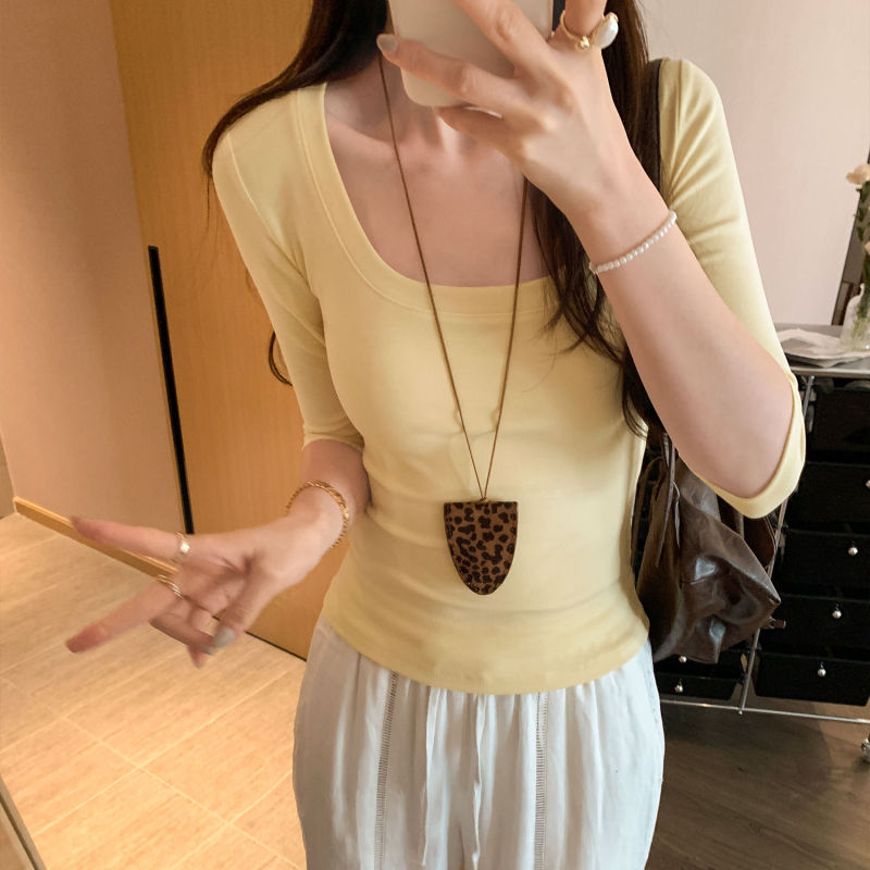 莱赛尔天丝夏日通勤漂亮黑色U领中袖T恤女2025新款独特绝美小上衣|undefined