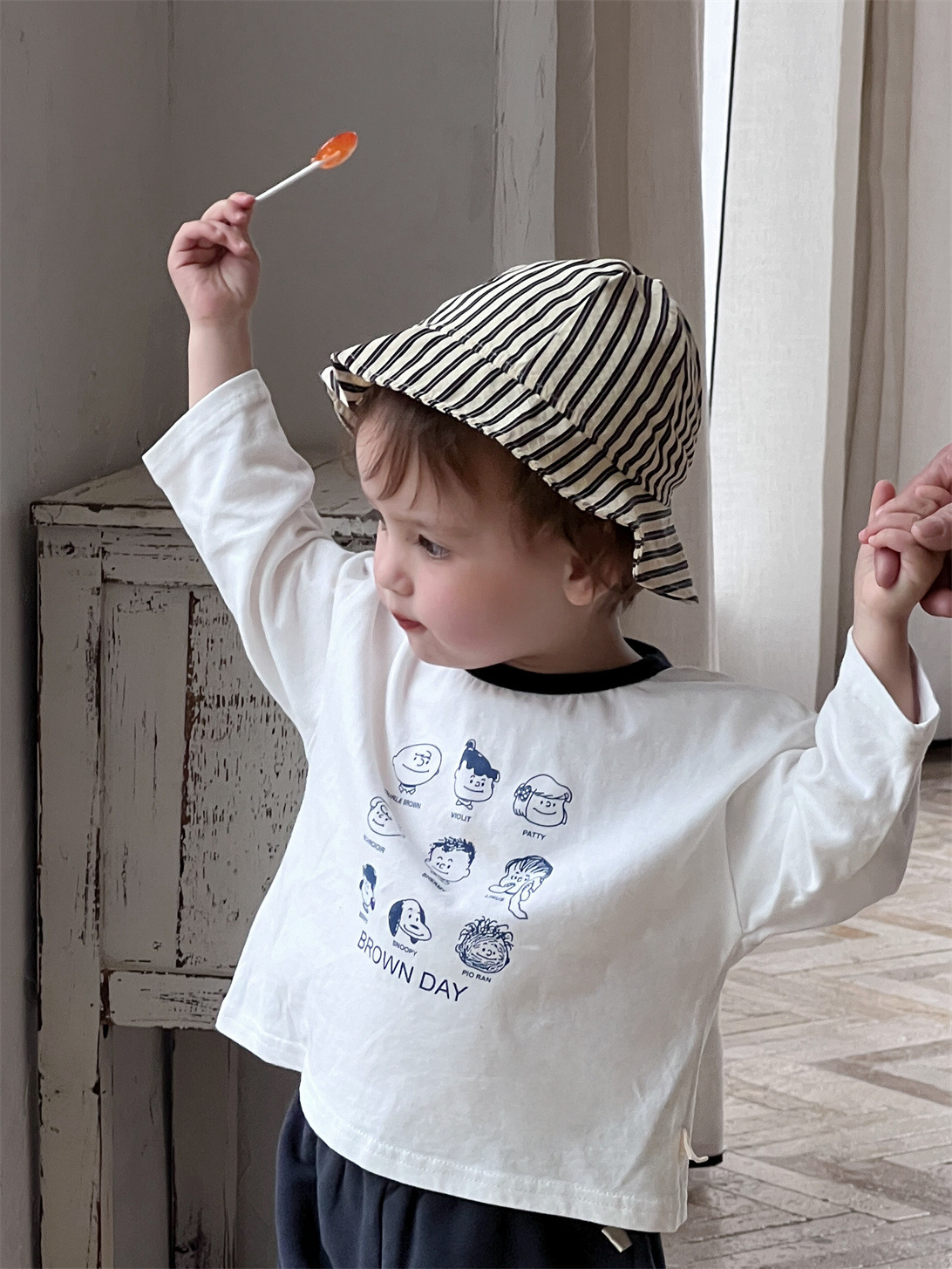 Ropa Infantil Otoño 2025 Nuevo Estilo Coreano Ropa para Niños Conjunto de Otoño para Bebés Niños Camiseta con Estampado de Dibujos Animados Pantalones Casuales image 9