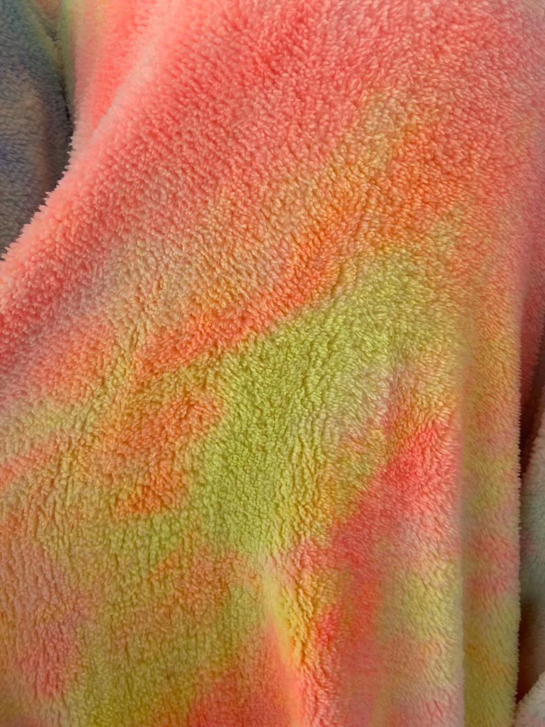 Terciopelo ártico de terciopelo de algodón de tela teñida gradiente de felpa pijamas zapatos y sombreros a prueba de viento edredón textil hogar manta de tela