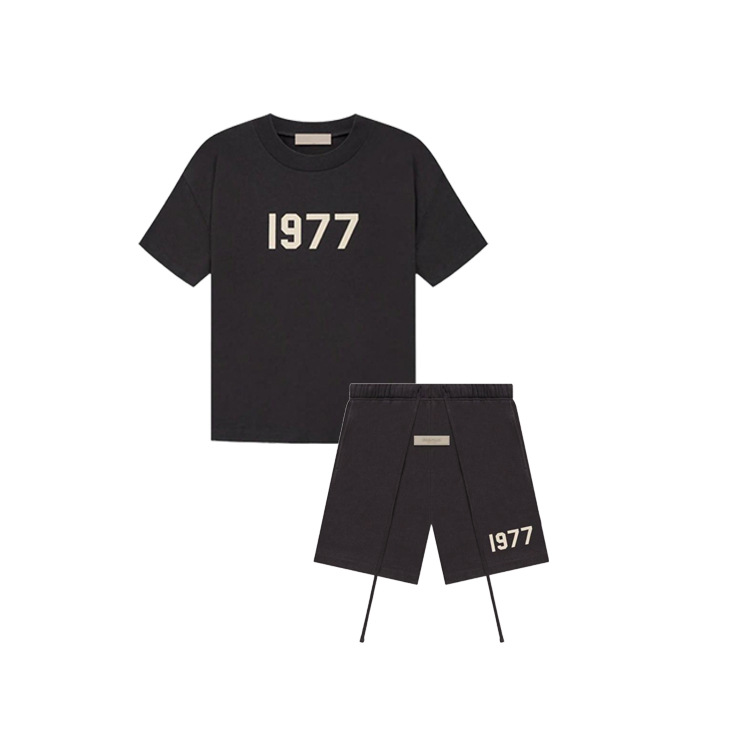 1977 iron black short sleeve + shorts suit