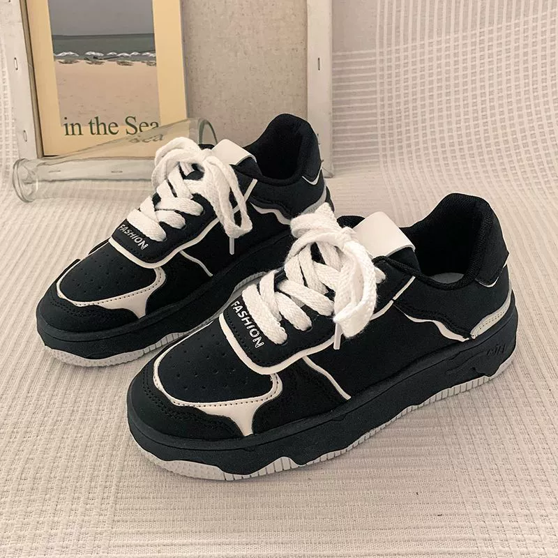 Женские туфли весна-осень белые кроссовки 2025 новые популярные модные уличные спортивные кроссовки на толстой подошве шикарные универсальные нишевые