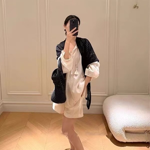 极简慵懒氛围百搭针织亚麻镂空三角披肩夏季薄款冰丝外搭空调坎肩|undefined
