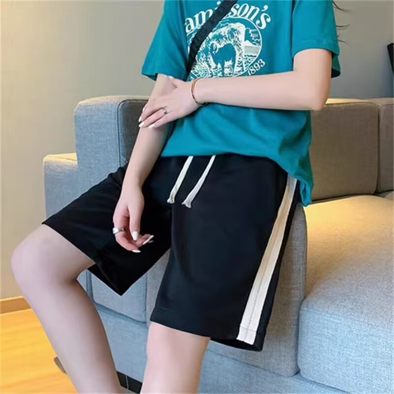 Five-Point Pants for Small Women, Casual Buttoned High Street Shorts, Mid-Length Girls' Half-Leg Sports Style Large Pants, Mid-Length