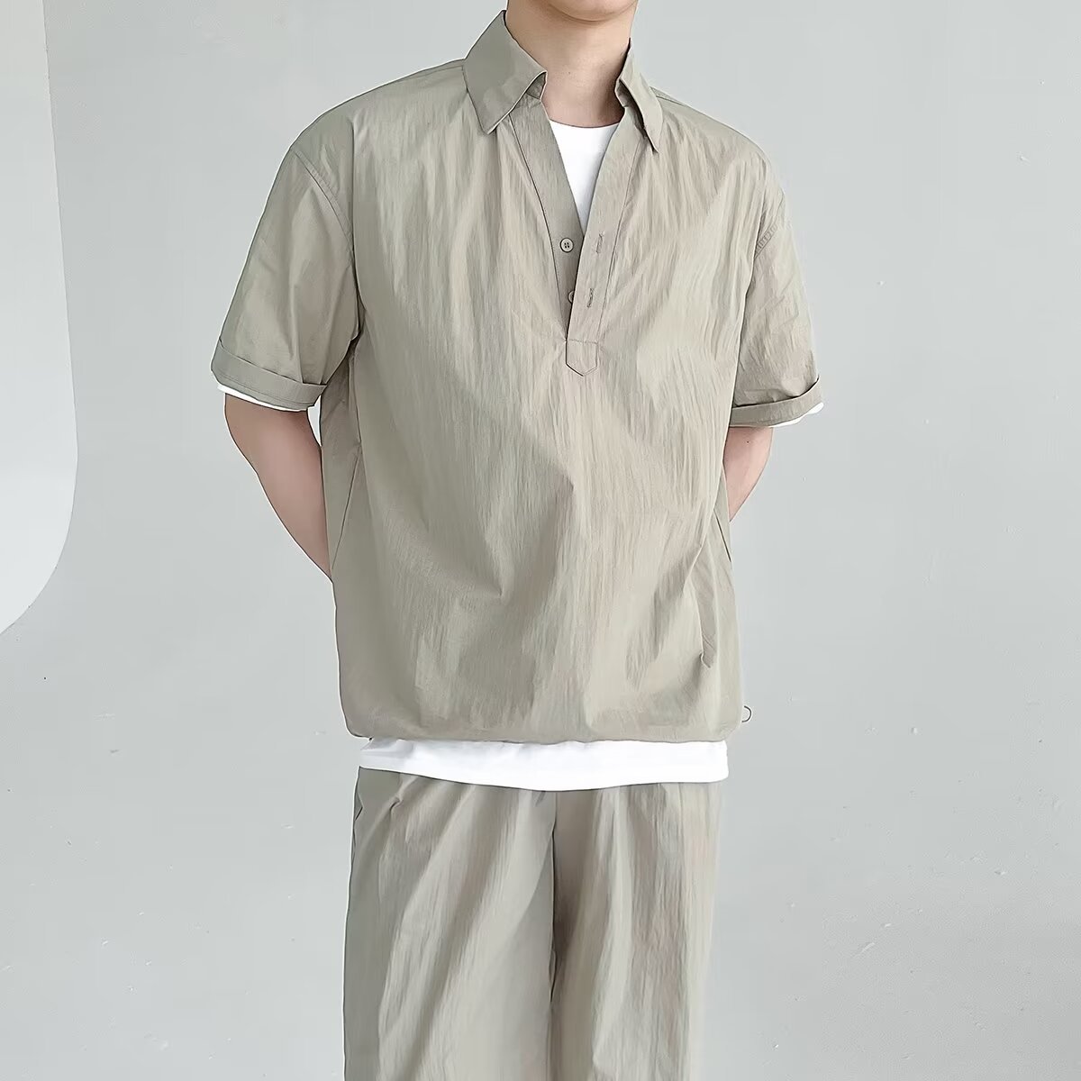 Origen Fabricante Traje deportivo de ocio Camisa de polo de dos piezas de secado rápido de seda de hielo de cinco puntos de manga delgada de verano de manga corta para hombre