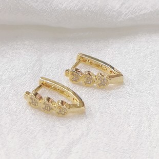 Diamond V-shaped Heart-shaped Earrings Ear Buckle Color Preservation Fashion European and American Style Earrings DIY Earrings Pearl Jade Empty Bars