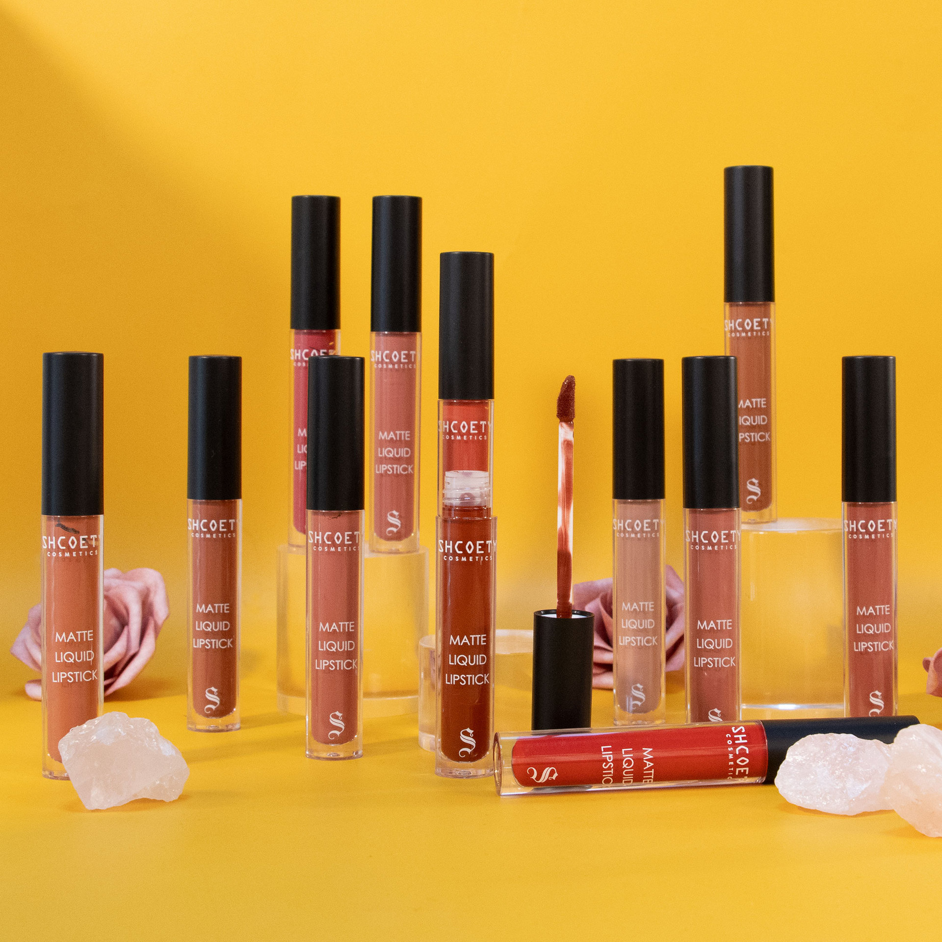 SHCOETY matte lip gloss Cross-border European and American lip and cheek dual-purpose lipstick lip gloss, long-lasting without fading and not sticking to the cup undefined