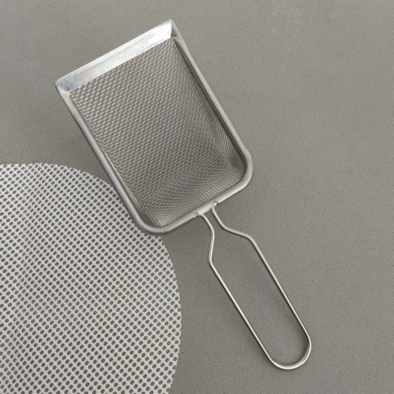 Новый лопатка для кошачьего туалета мелкое отверстие из нержавеющей стали маленькое отверстие кошачья Лопата для говна артефакт бентонит металлическая кошачья руда Лопата для говна