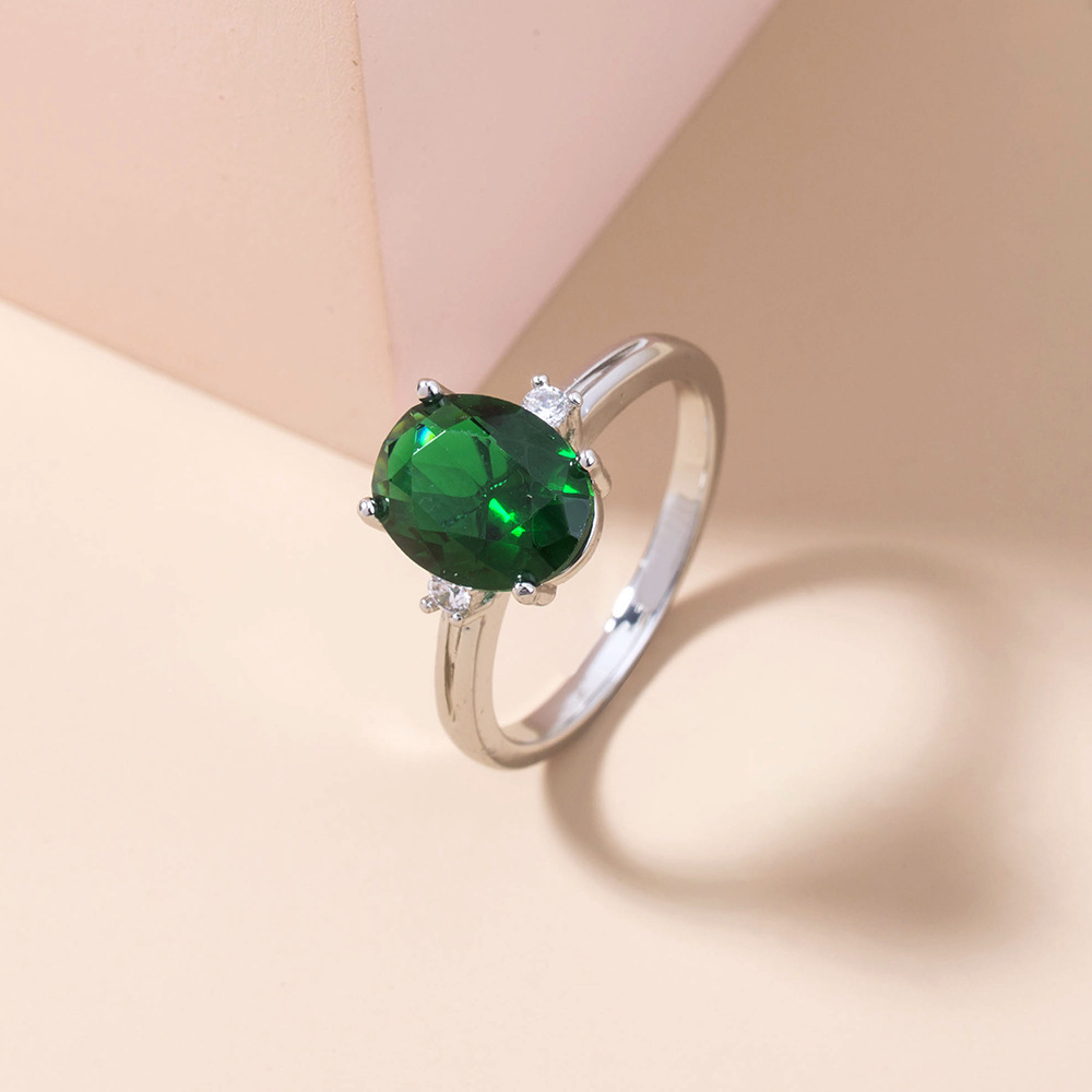 New Emerald Green Gemstone Copper Ring Simple Micro-inlaid Zircon Ring Accessories Female display picture 1