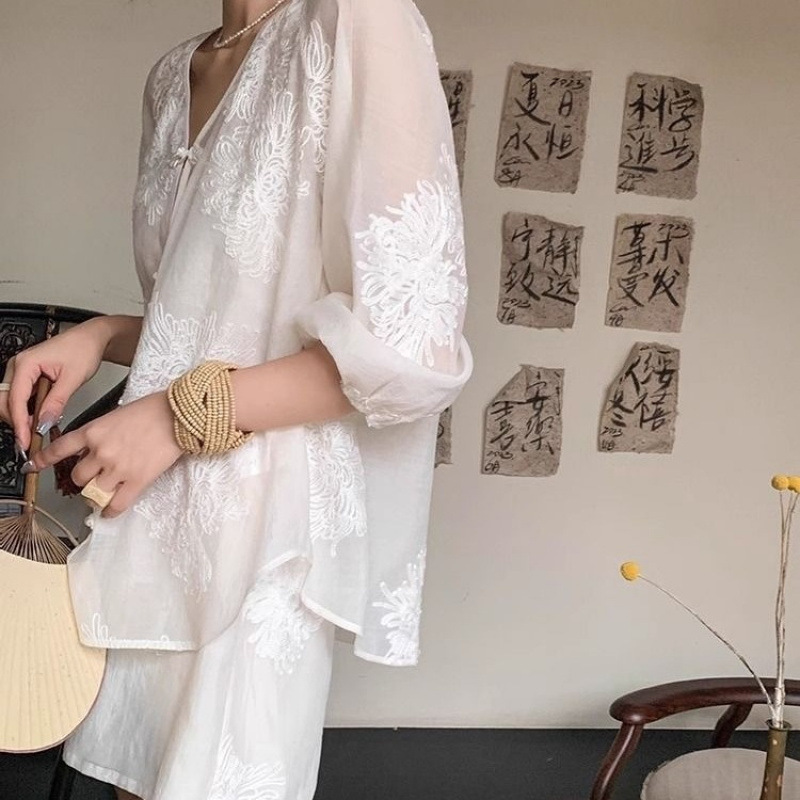 少し太ったプラスサイズの中国風のドレス新しい中国風のボタン付きトップ刺繍スカート夏の女性のショートパンツスカートスーツ|undefined