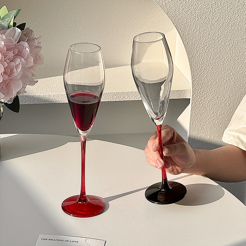 champagne glass