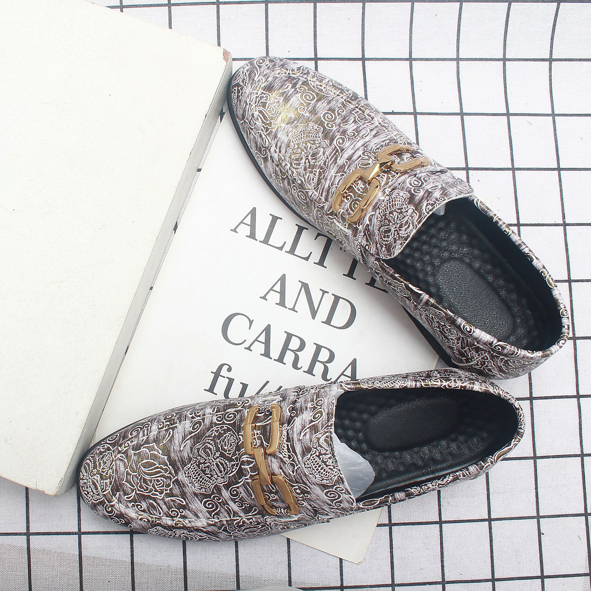 �羳ʱ�������м�ͷƤЬһ�ŵ��׽ŷ���ʦ���泱Ь��ó����2235