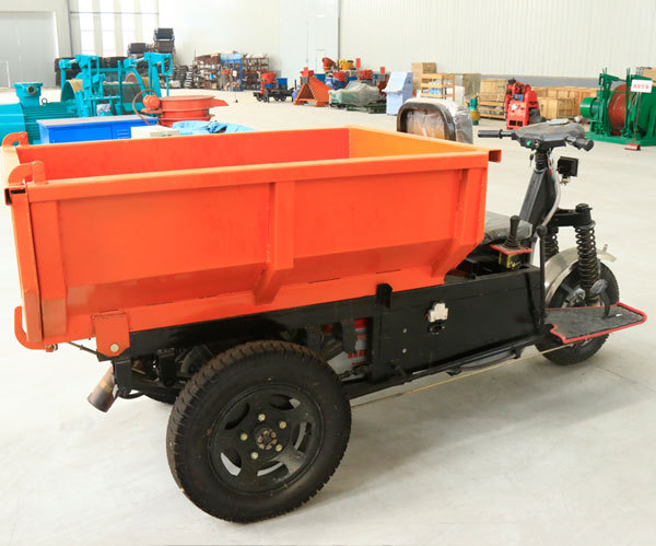 矿用电动三轮车3.jpg