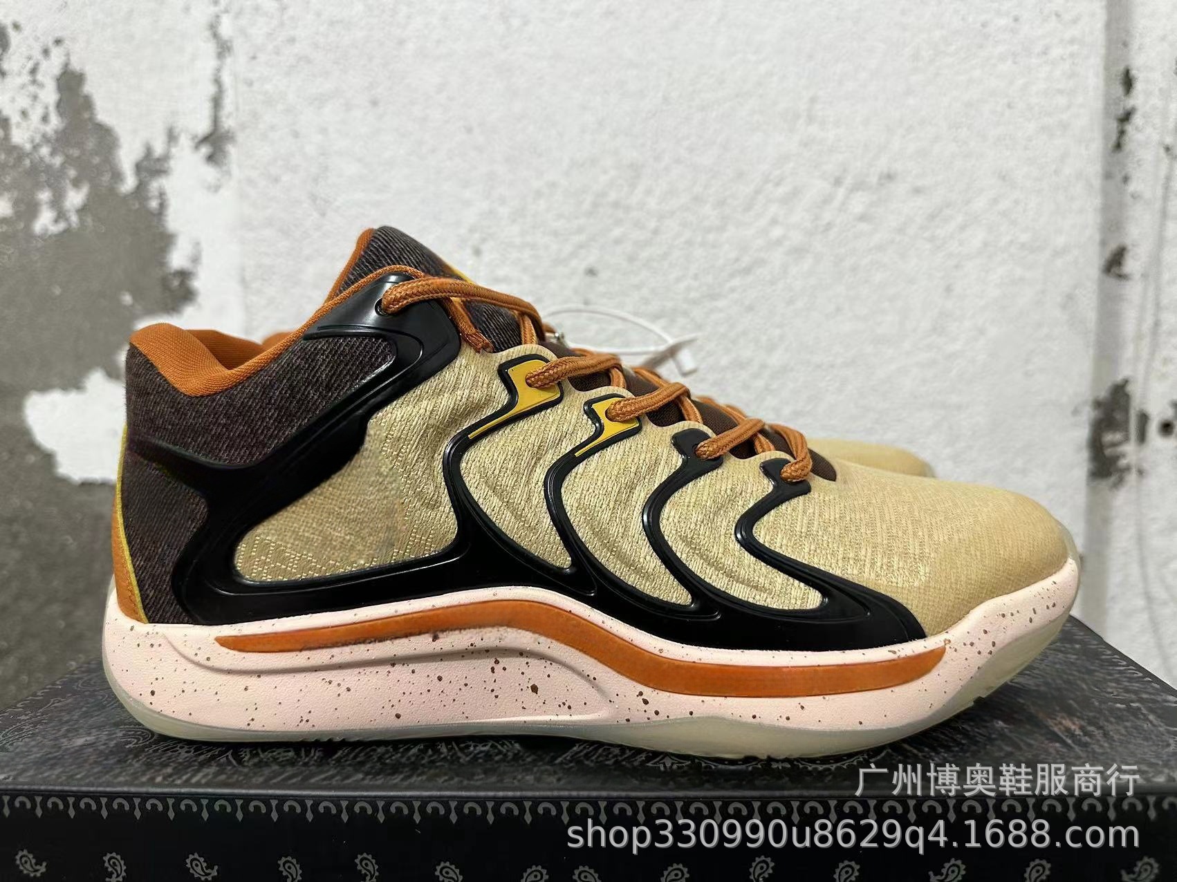 다크 브라운 블랙