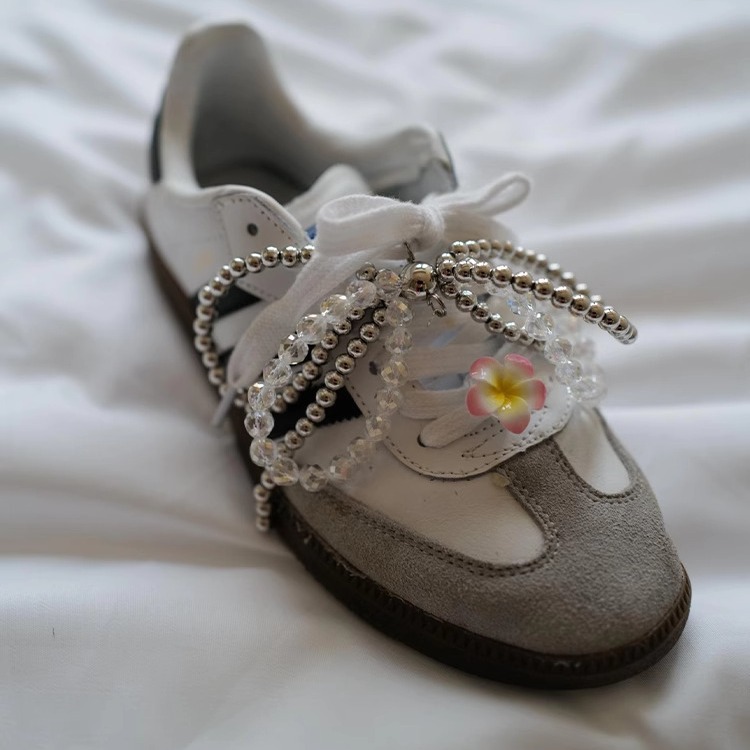 Botones de zapatos de perla plateada coreana ins cuentas arco de zapatos flor decoración de cordones de zapatos de alta calidad accesorios botones de zapatos