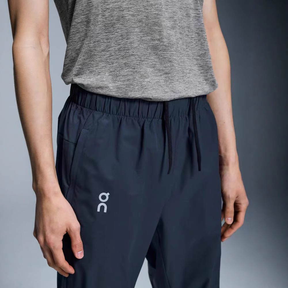 天花板 On昂跑速干反光运动裤 Core Pants 男款 Core 系跑步长裤