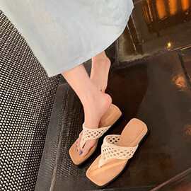 「葡萄妈同款增高4cm~ 波西米亚风镂空钩织夹趾方头凉拖女