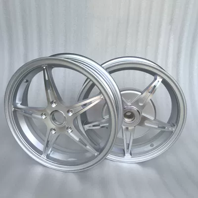 Hub | hub Piaggio spring breeze - vespa150-8-models-silver-white