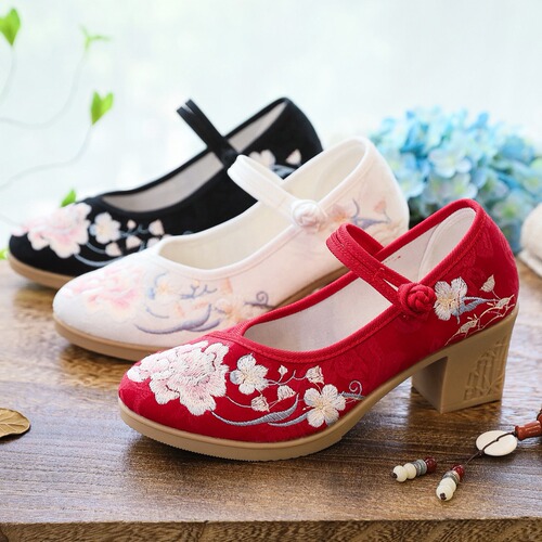 High-heeled shoes for women, square heel, shallow mouth, round toe embroidery, sexy slimming nightclub single shoes, wedding shoes