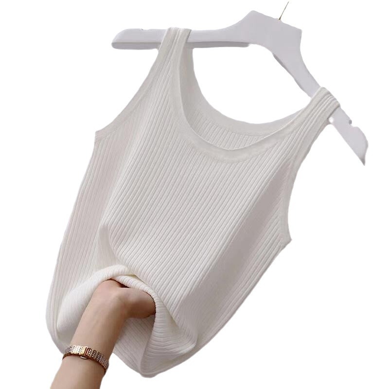 Ärmelloses, figurbetontes Tanktop aus gerippter Eisseide im koreanischen Stil – ideal als Basisschicht oder Sommerunterwäsche._voghion.com