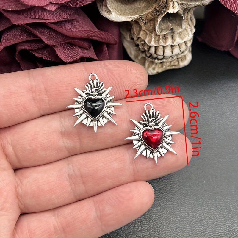 Cross-Border Hot Selling Retro Flame Sacred Heart Talisman Enamel Thorn Sacred Heart Pendant DIY Jewelry Accessories