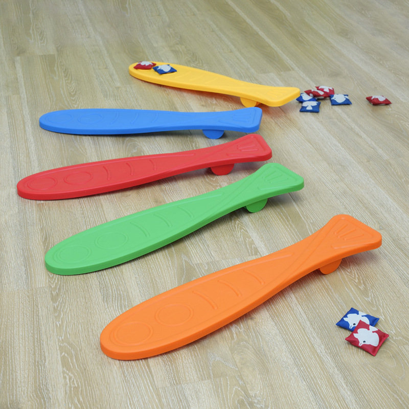 Equipos de entrenamiento sensorial para niños pie lanzamiento tablero de jardín de infantes mano-ojo coordinación juguetes accesorios deportivos divertidos