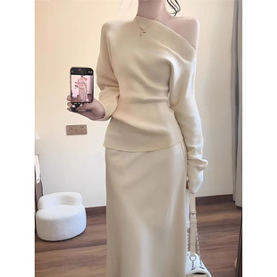 Suit for Women 2025 Summer New Style French High-End Slim Off-Shoulder Knitted Top High-Waist Slim Skirt Trendy