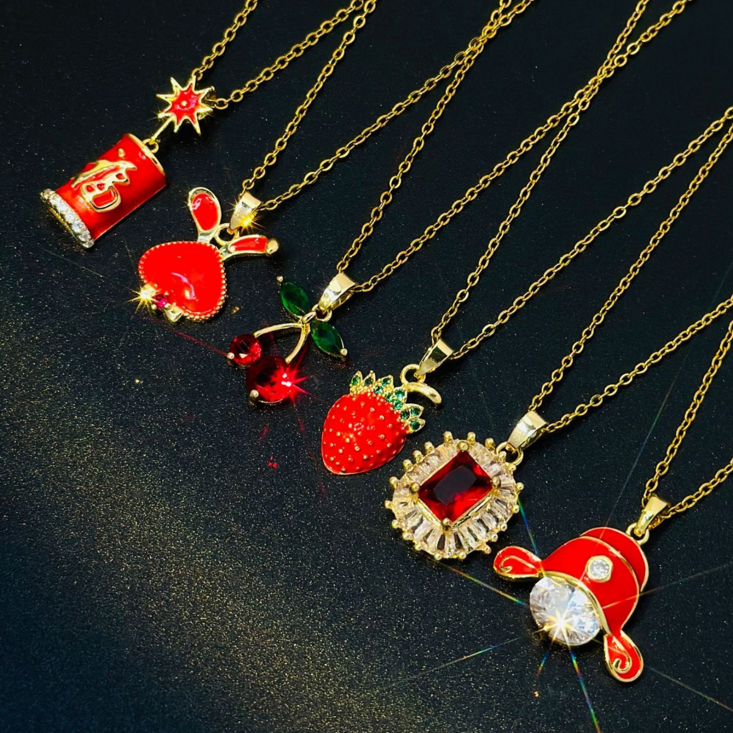 Feliz año nuevo chino, feliz año nuevo, collar de acero de titanio de estilo nacional, nuevo estilo femenino, cadena de clavícula de moda de celebridades de Internet, joyería de lujo ligera