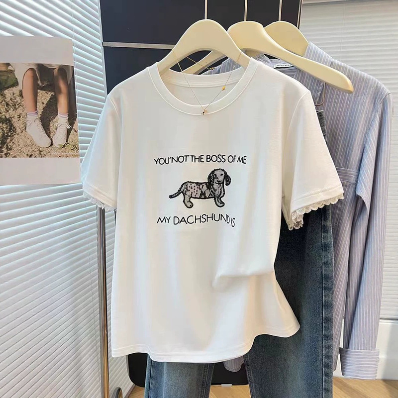 Lace Patchwork Short-Sleeved T-Shirt for Women Summer 2026 New Style Cartoon Dachshund Embroidered Round Neck Half-Sleeved Top
