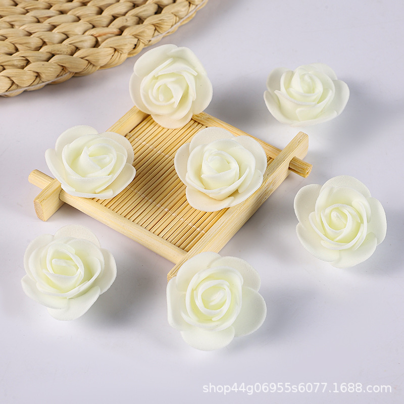 유백색