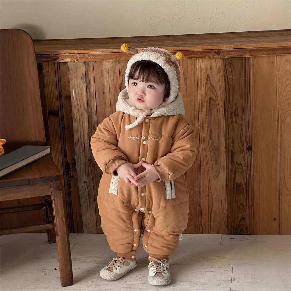 2024 bolsillo de órgano de aire occidental para bebés de invierno, grueso, cálido, cómodo y suave, abrigo de algodón de una pieza para bebé