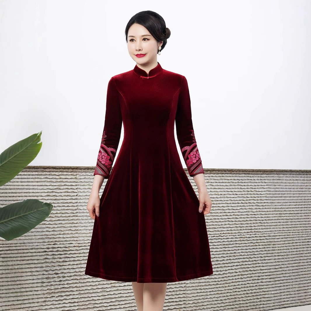 Шэньчжэнь высокого класса бархатное платье большого размера красное средне-длинное осеннее и зимнее новое свадебное банкет