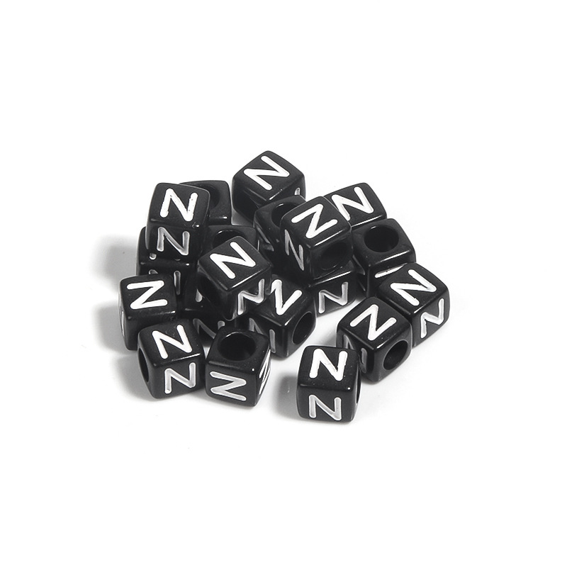 100 / paquete de acrílico fondo negro cuadrado letras blancas 26 letras individuales gotas de aceite cuentas DIY accesorios de cadena de teléfono móvil image 20