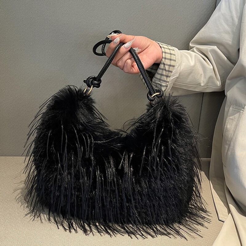 Cross-Border Goods 2025 New Trendy Plush Bag Women's Large-Capacity Tote Bag Fashionable Commuter Armpit Bag Crossbody Bag