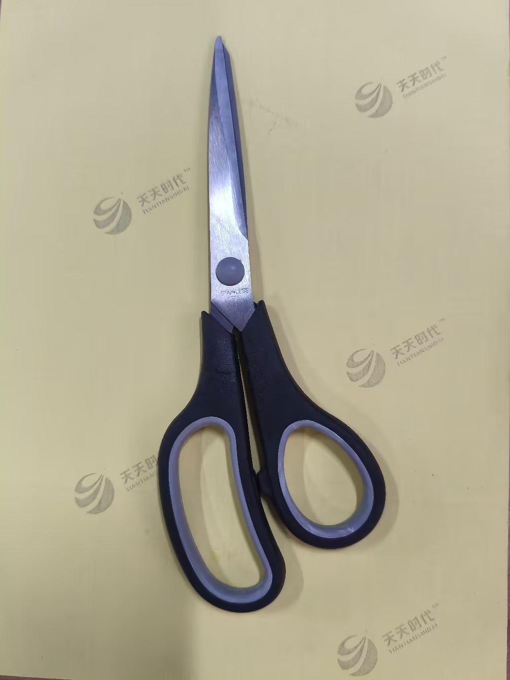 Moderno Jincheng 8,5 pulgadas Sastre tijeras de acero inoxidable tijeras de corte de tela tijeras de goma tijeras de ropa tijeras