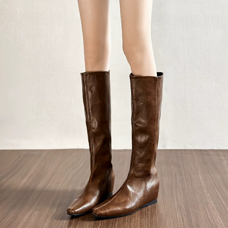 Retro Korean-style soft leather straight-leg long boots for women, new autumn and winter slim boots with flat soles, height-increasing, slimming, versatile riding boots Retro Korean-style soft leather straight-leg long boots for women, new autumn and winter slim boots with flat soles, height-increasing, slimming, versatile riding boots
