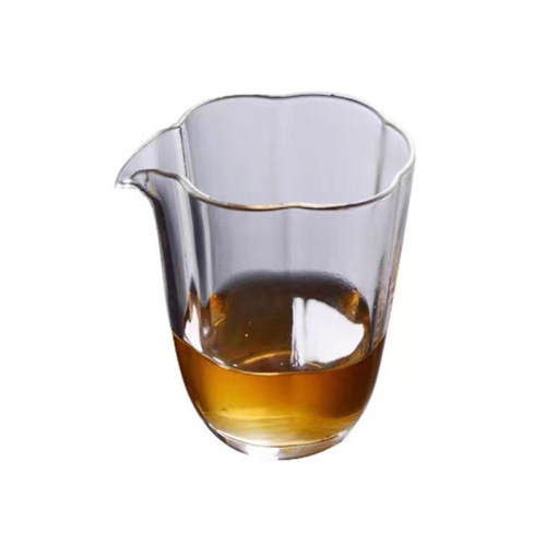 供应花瓣公道杯手工玻璃茶海鹰嘴分茶器公杯中式透明玻璃公杯
