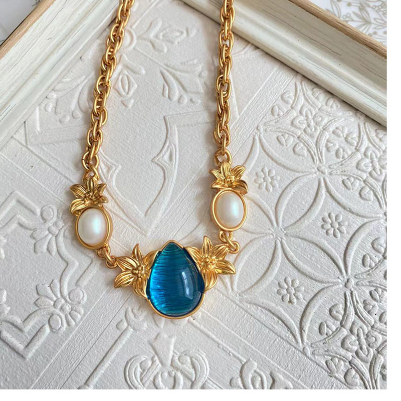 Retro Water Droplets Alloy Inlay Artificial Pearls Womenu0027S Necklace 1 Piece