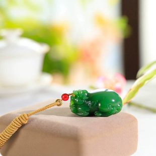 Jin Yu Tang boutique Hetian jade jasper brave pendant brave fierce expression majestic image three-dimensional vivid